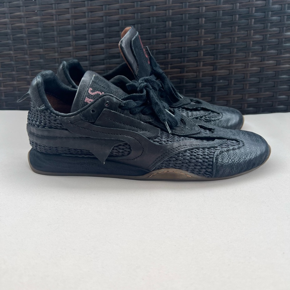 Size 39 A.S.98 sneakers.